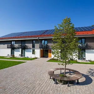 Leo Aparthotel